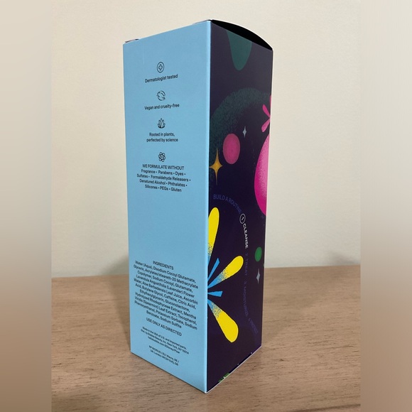 💎Bubble x Disney Inside Out 2 Joy Gel Cleanser - Picture 3 of 3